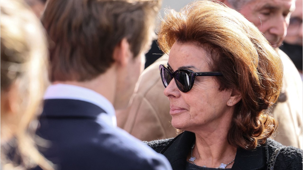 VOICI - Bernard Tapie : sa veuve Dominique révèle le sujet tabou qu'ils n'ont jamais réussi à évoquer avant sa mort (1)