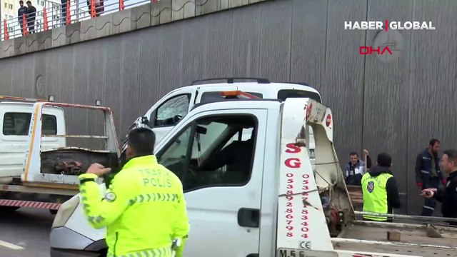 Diyarbakır'da 5 aracın karıştığı zincirleme kaza: Ölü ve yaralılar var