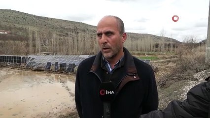 Sel felaketi gerisinde acı manzaralar bıraktı! Milyonluk güneş panelleri kağıt gibi dağıldı