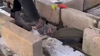02. trowel laying blocks  #bricklaying #construction #brickworks