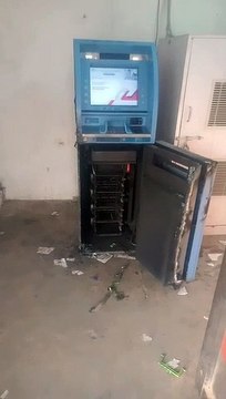 बदमाशों ने एटीएम को फिर बनाया निशाना, गैस कटर से काटकर ले गए 70 हजार रुपए