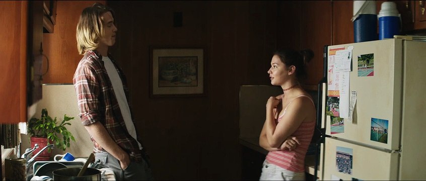 What Breaks The Ice Bande-annonce VO