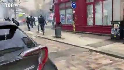 Deux journalistes agressés par des policiers