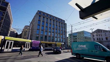 Credit Suisse se recupera após receber apoio do Banco Central suíço