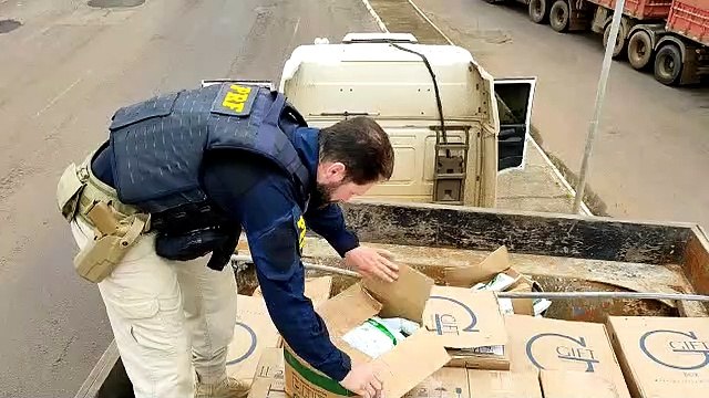 Quase meia tonelada de agrotóxicos e cigarros contrabandeados são apreendidos em Guaíra