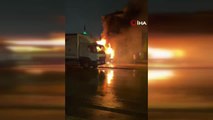 Pendik'te kamyonun alev alev yandığı anlar kamerada