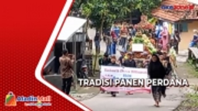 Panen Perdana Awal Tahun, Ratusan Warga Majalengka Pawai Keliling Desa