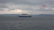 BOZCAADA VE GÖKÇEADA FERİBOT SEFERLERİNE 'FIRTINA' ENGELİ