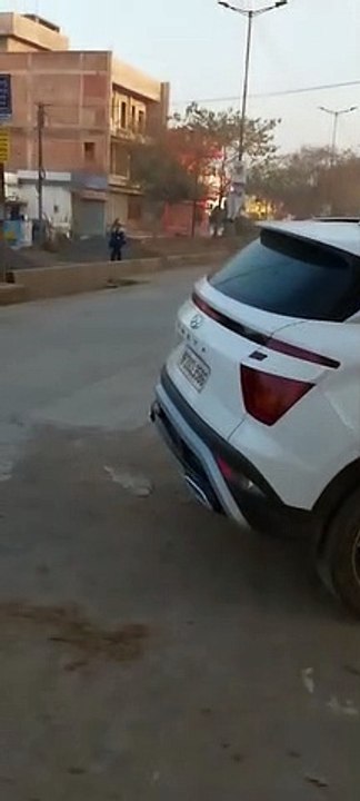 Vehicles stuck in Dhanvantari Nagar