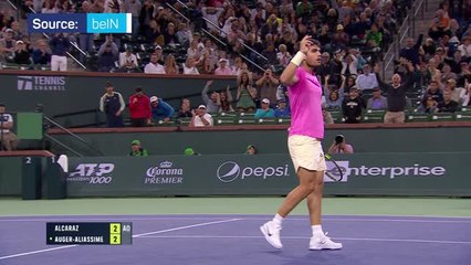 Descargar video: Alcaraz claims first win over Auger-Aliassime