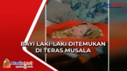 Скачать видео: Terbungkus Plastik, Bayi Laki-Laki Ditemukan di Teras Musala oleh Warga yang Akan Salat