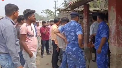 किशनगंज: शहर में जाम से मुक्ति दिलाने हेतु अतिक्रमण हटाओ के तहत हटाये गए अस्थाई दुकानें