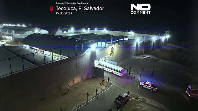 NoComment | Nuevo traslado de pandilleros a la prisión de alta seguridad en el Salvador