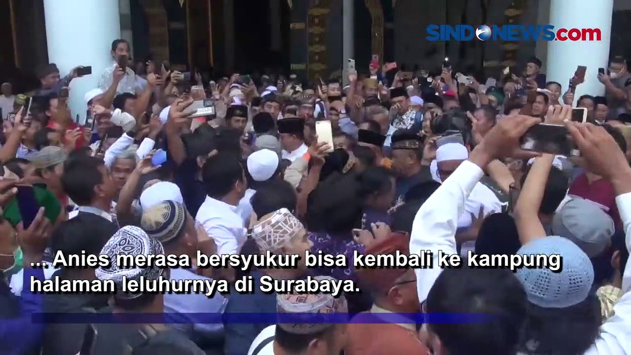 Salat Jumat di Surabaya, Anies Baswedan Disambut Ribuan Pendukung