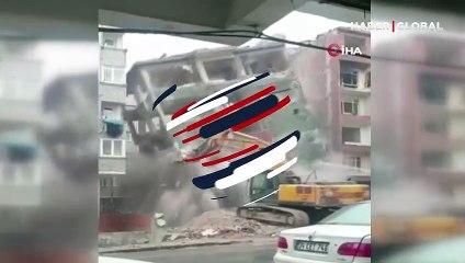 Bahçelievler'de yıkım sırasında binanın çökme anı kamerada