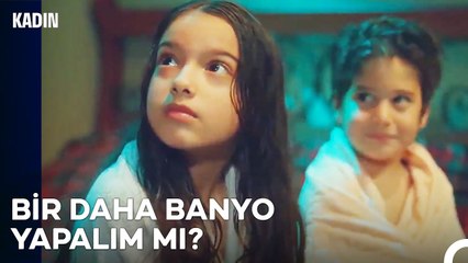 Sıcak Su Heyecanı Tüm Evi Kapladı - Kadın