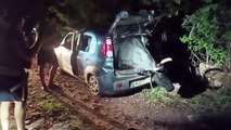 Boi de grande porte é encontrado dentro de carro abandonado em Russas, no Ceará