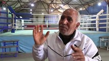 ليبيون يحيون رياضة الملاكمة المحظورة في حقبة القذافي