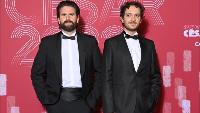 VOICI : Palmashow : Grégoire Ludig et David Marsais parodient un célèbre rappeur, Booba hilare