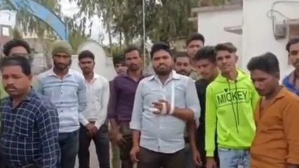 शाजापुर: इस मामले को लेकर लालघाटी थाने पहुंचे विद्युत कंपनी कर्मचारी, जताई नाराजगी