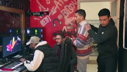 الفن ملاذ لشباب من الأحياء الشعبية في تونس درءا للعنف