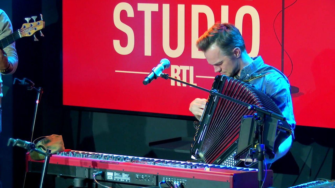 Christophe Maé & Ceuzany - Pays des merveilles (Live) - Le Grand Studio RTL