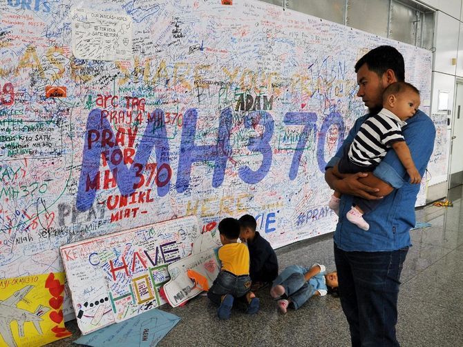 Charlatanisme" : Le documentaire de Netflix sur la disparition du vol MH370  au cœur d'une grosse polémique | Télé 7 Jours