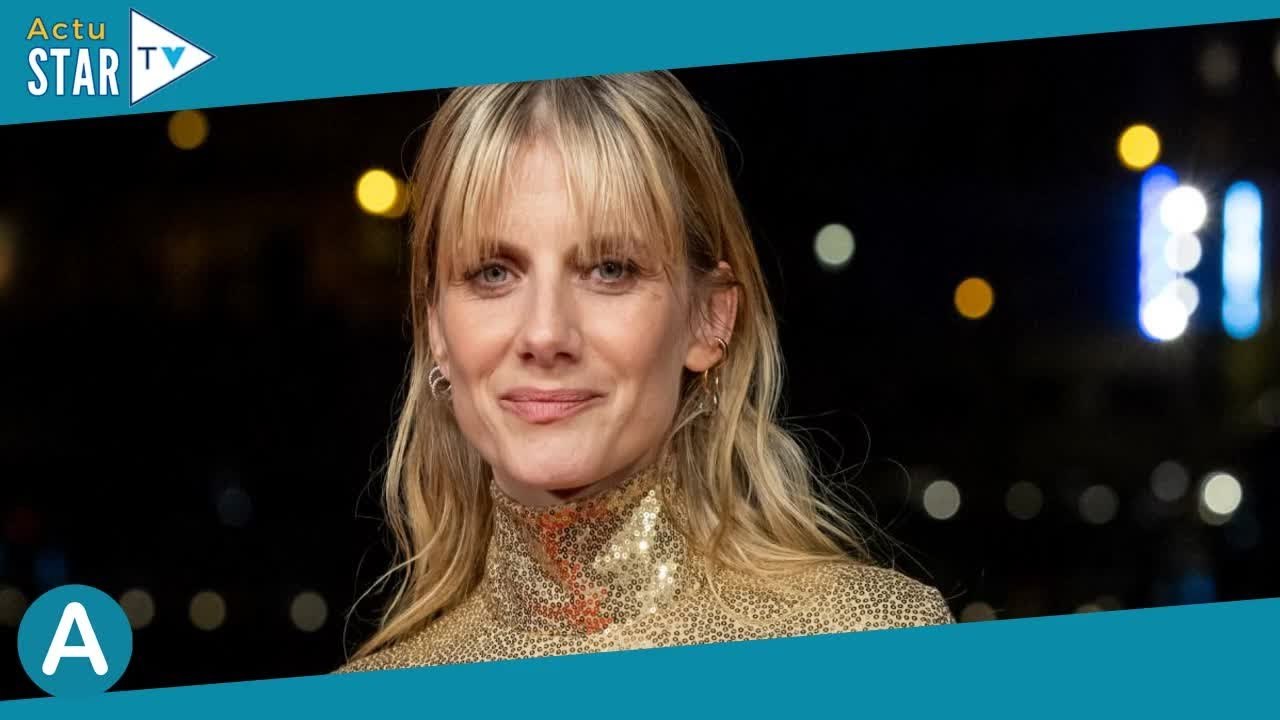 Mélanie Laurent lumineuse et tout en paillettes avec Dany Boon, elle fait de l'ombre à Jennifer Anis