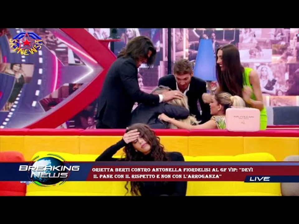 Orietta Berti contro Antonella Fiordelisi al GF Vip: ''Devi  il pane con il rispetto e non con l'arr