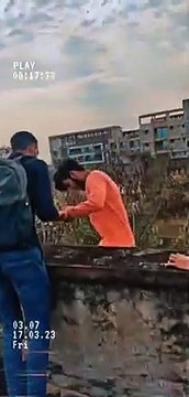 Was making a video for Instagram with friends on the terrace, the young man died after falling from a height of 20 feet