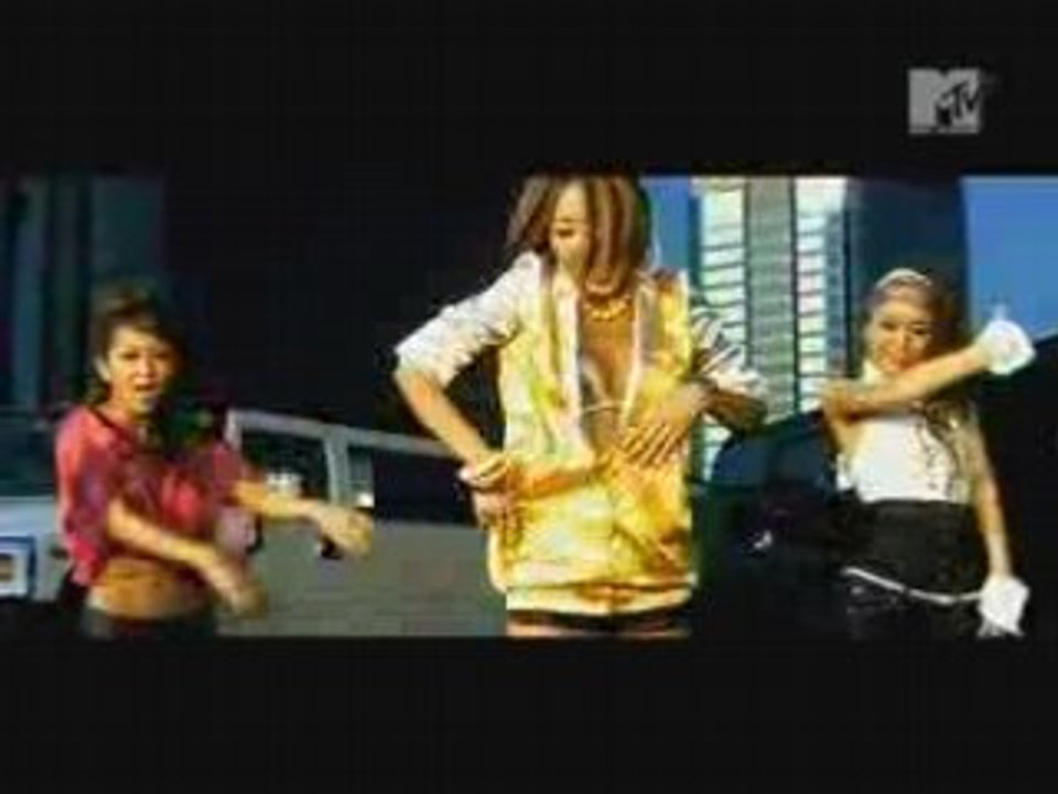 Foxxi misQ feat Zeebra - Luxury ride