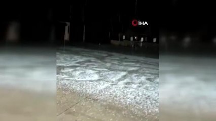 Kilis'te ceviz büyüklüğünde dolu yağdı, ürperten görüntüler kameraya yansıdı