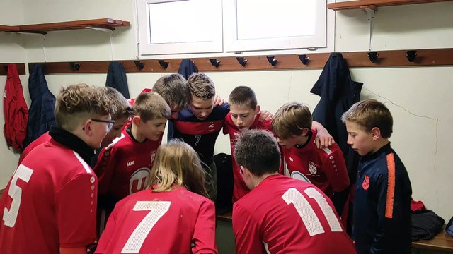 La joie des U13A après leur victoire contre Laval Bourny