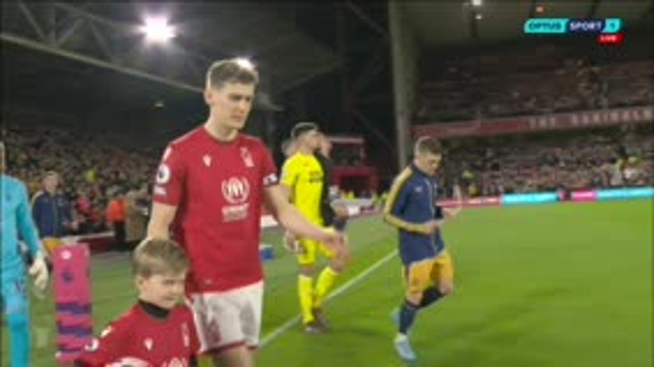 Nottingham Forest v Newcastle United