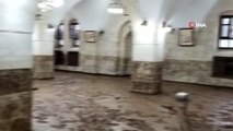 Şanlıurfa'daki sel afeti ibadethaneleri de etkiledi