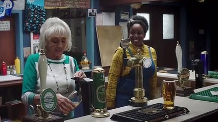 Rovers - 01x01 - The Meat Raffle