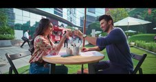 Ghar Nahi Jaana (Video) | Gumraah | Aditya RK | Mrunal | Tanishk | Armaan Malik | Zahrah S Khan | Agha Salma