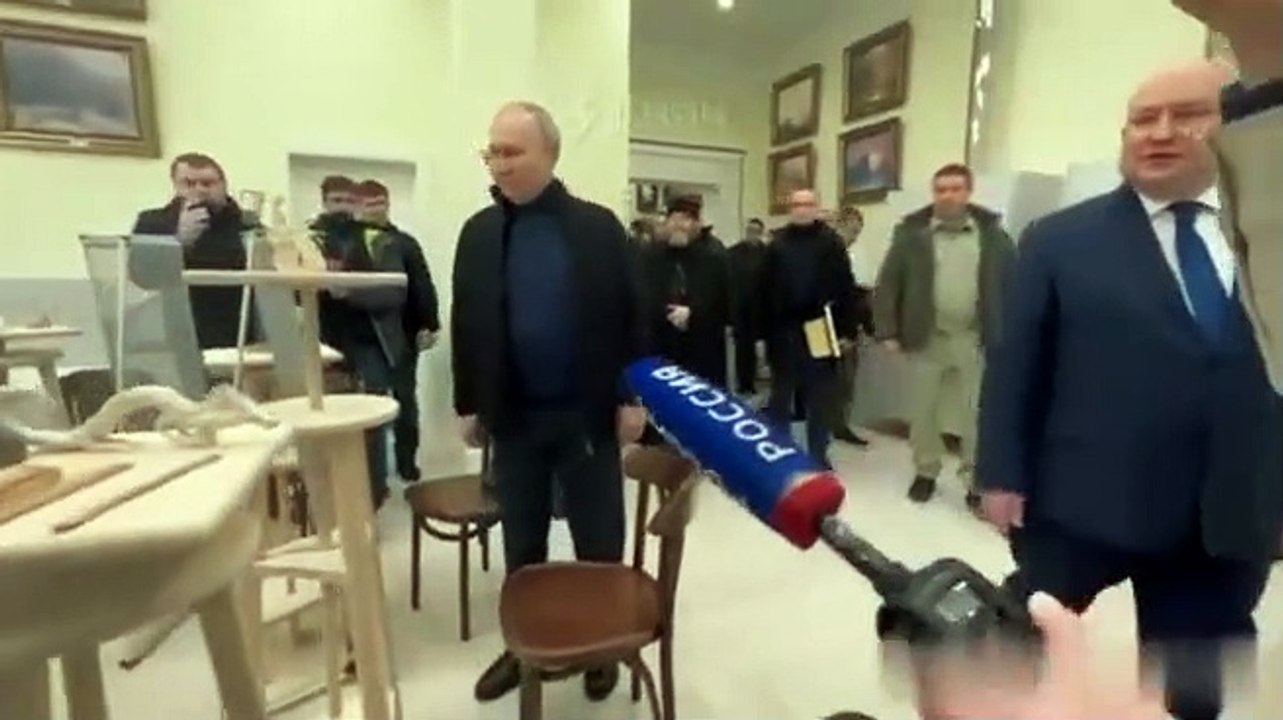 Putin ao volante