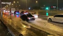 Kahramanmaraş’ta etkili olan sağanak yağış sonrası Kayseri çevre yolu trafiğe kapatıldı