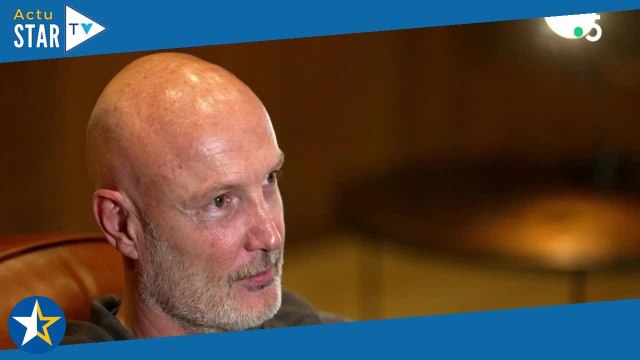 C'est vraiment une horreur de porter une perruque : Frank Leboeuf en souffrance à cause de sa calv