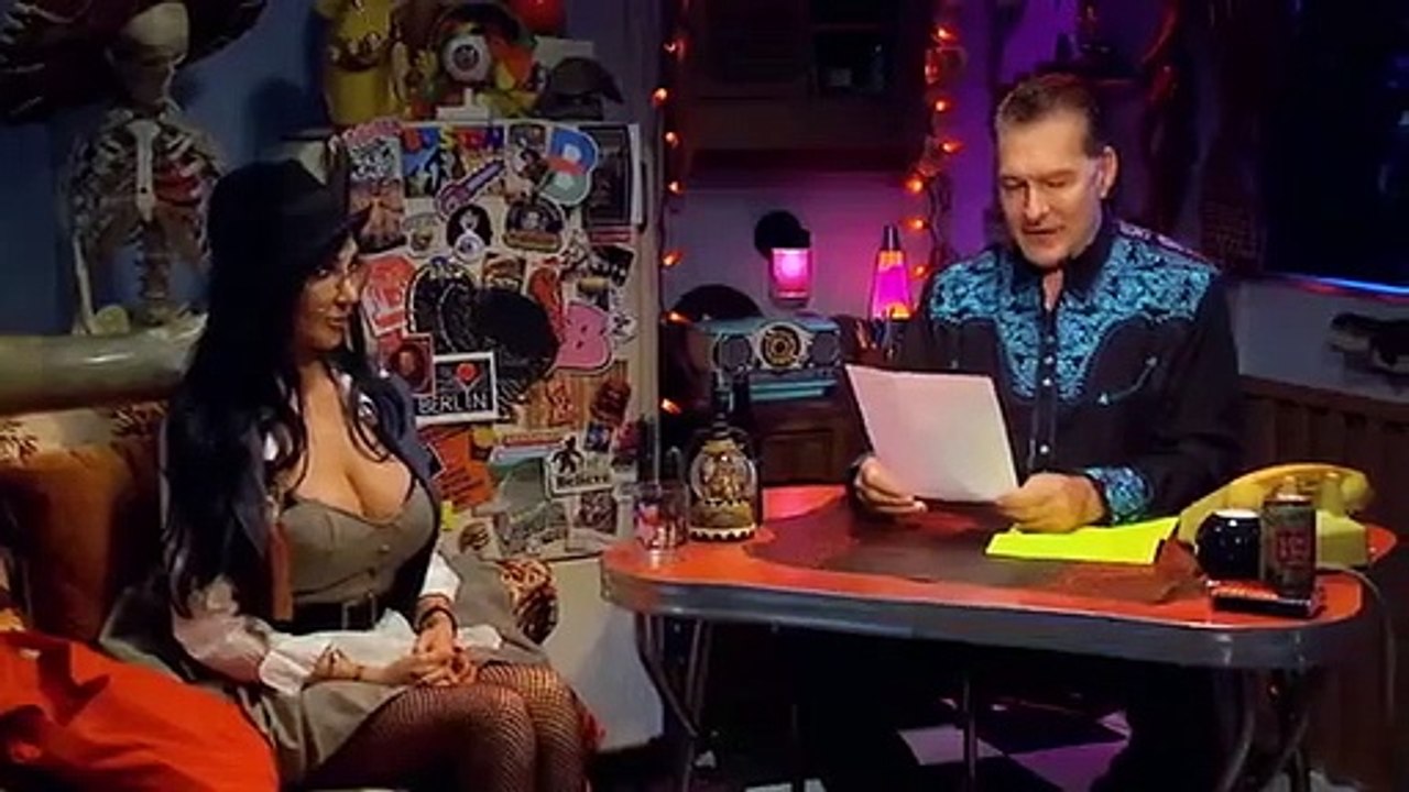 The Last Drive-In with Joe Bob Briggs - Se2 - Ep04 - Blood Rage HD Watch - Part 02