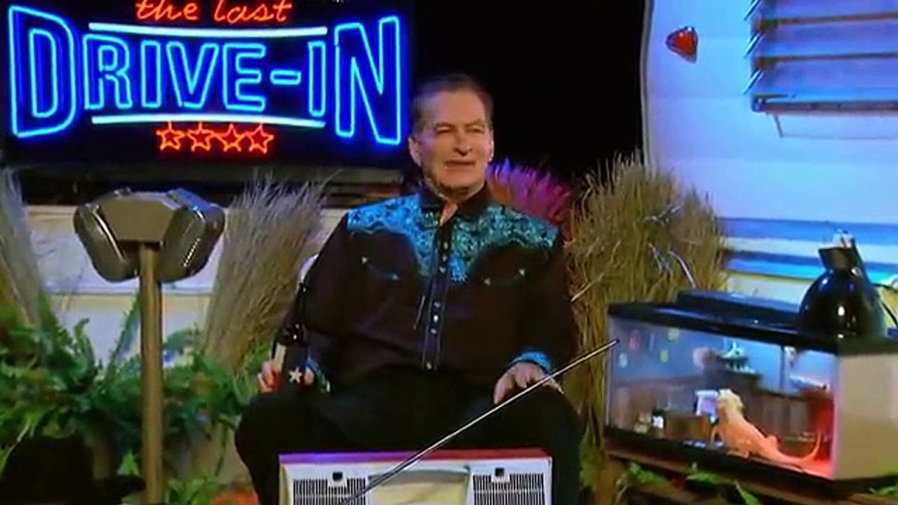 The Last Drive-In with Joe Bob Briggs - Se2 - Ep02 - The Hills Have Eyes HD Watch - Part 01