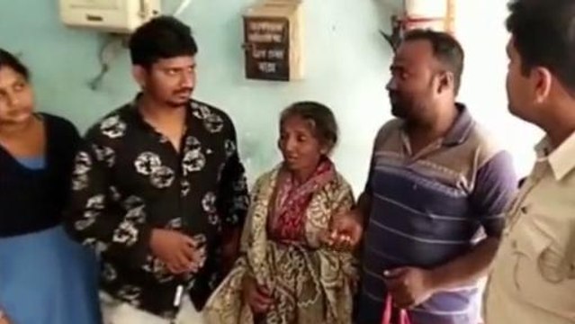 বাঁকুড়াঃ কাহিনী নয় বাস্তব,নতুন করে ছেলে ফিরে পেল মা-কে!