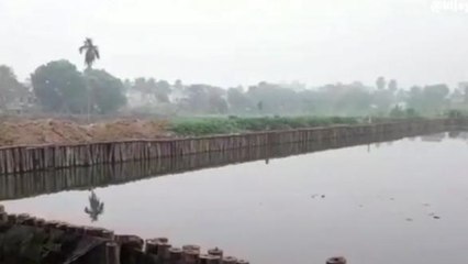 বহরমপুর: বহরমপুরে রাতের অন্ধকারে চলছে পুকুর ভরাটের কাজ, প্রোমোটার সহ ৫জন গ্রেফতার