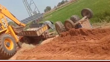 సిద్ధిపేట: పల్టీలు కొట్టిన ట్రాక్టర్.. ఒకరు మృతి..!