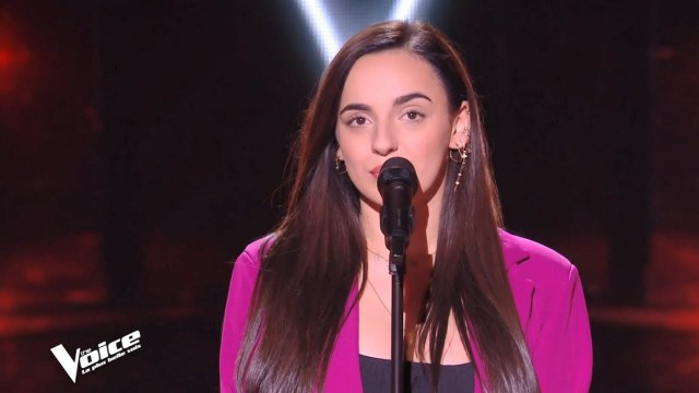 qu’est-ce que le syndrôme de Gilles dela Tourette dont souffrent Esmée et la chanteuse Billie Eilish