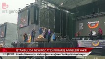 İstanbul'da Newroz ateşini Barış Anneleri yaktı