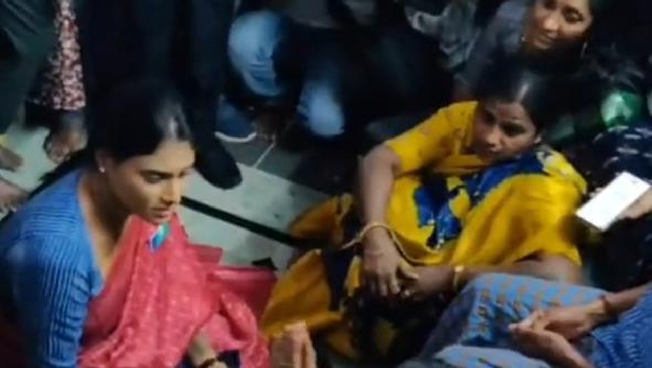 నిరుద్యోగంలో దేశంలోనే తెలంగాణ నెంబర్ వన్ స్థానం..!