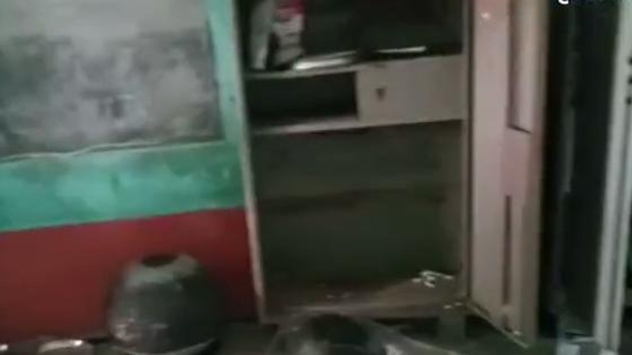 উঃ দিনাজপুর: শিশু শিক্ষা কেন্দ্রে চুরি,খোয়া গেল খাবার সামগ্রী