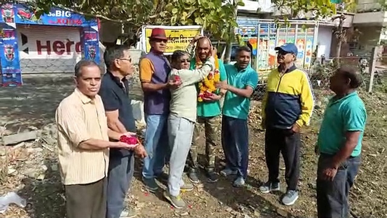ग्रीन बेल्ट में पर्यावरण मित्रों ने किया 2 घंटे श्रमदान